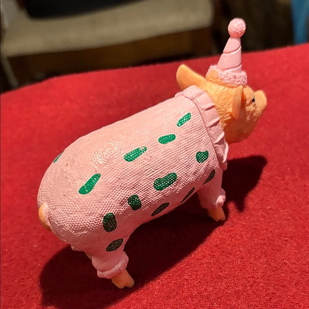 Charming Pink Pig Cake Topper